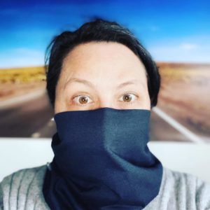 Sandra mit schwarzem Urbandoo-Loop